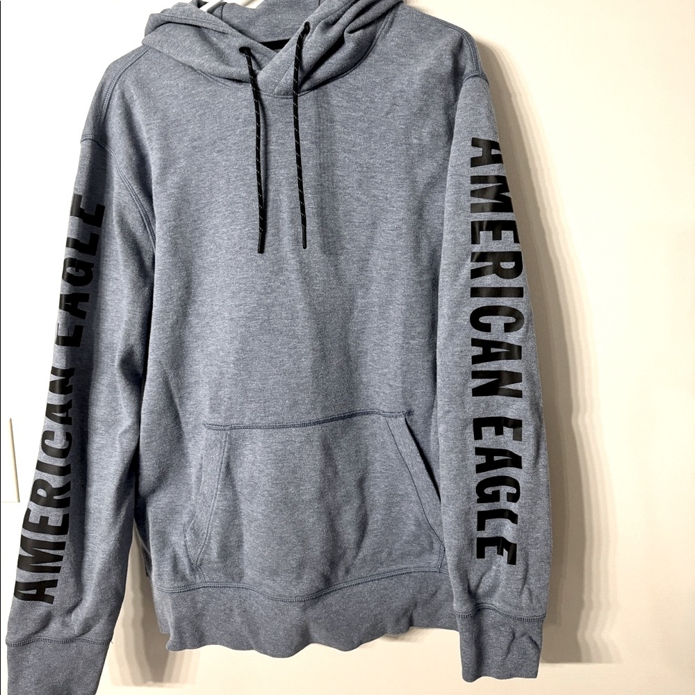 Men’s Large American Eagle sweatshirt